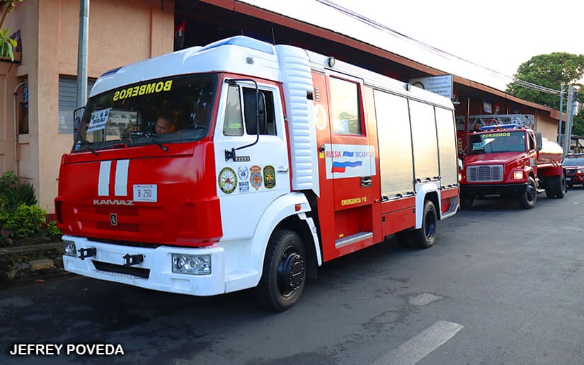 BOMBEROS